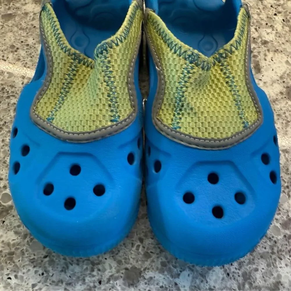 Kids Blue and Yellow‎ Crocs Water Shoes with Mesh-Size J3